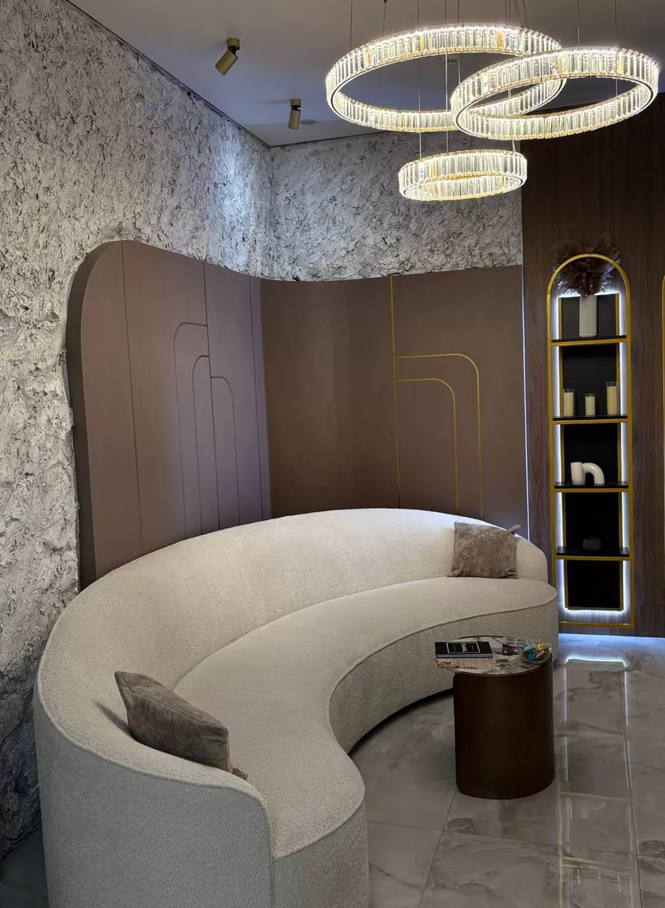 Сургут, ул. Ивана Захарова, 5/1